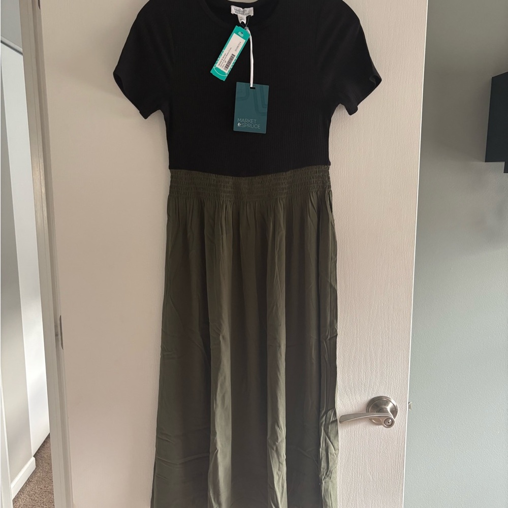 Market & Spruce Black and Olive Green Midi Dress